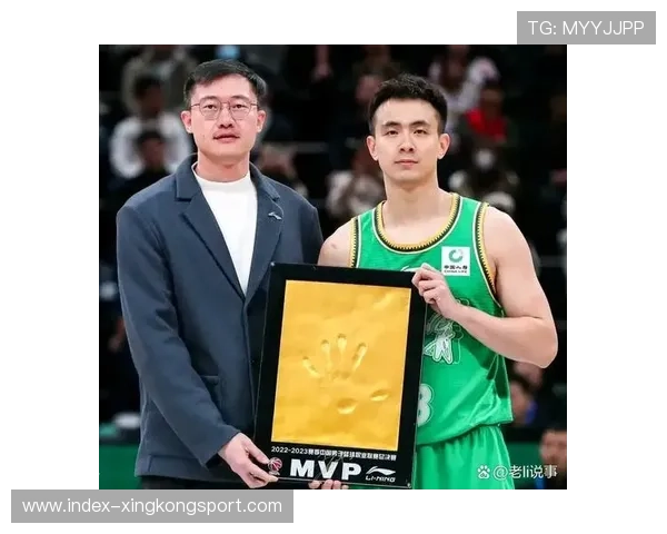 CBA辽宁队外援体能教练被列为球队功臣