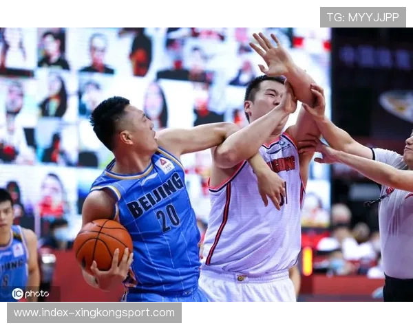 指挥区冲突升级:主帅当场怒吼画面疯传 指挥区冲突升级:主帅当场怒吼画面疯传