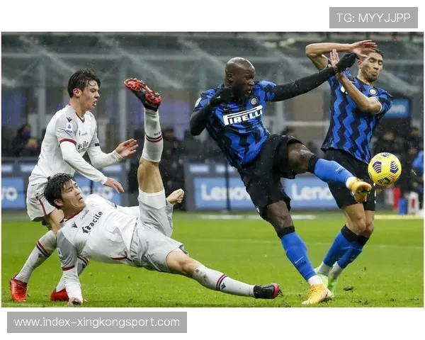 转会谈判陷入僵局,另一豪强正趁机插足 转会谈判陷入僵局,另一豪强正趁机插足